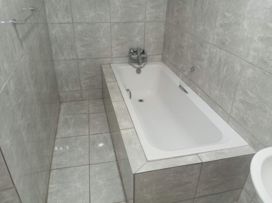 To Let Commercial Property for Rent in Kalkfontein A H Limpopo