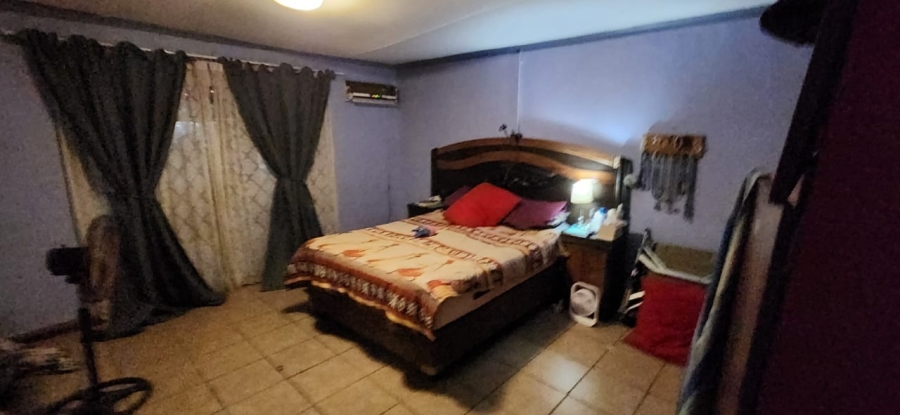 7 Bedroom Property for Sale in Northam Limpopo