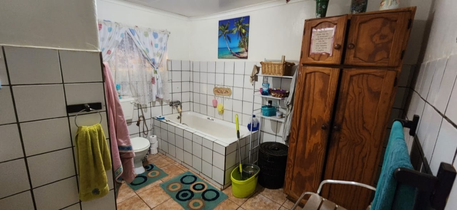 7 Bedroom Property for Sale in Northam Limpopo