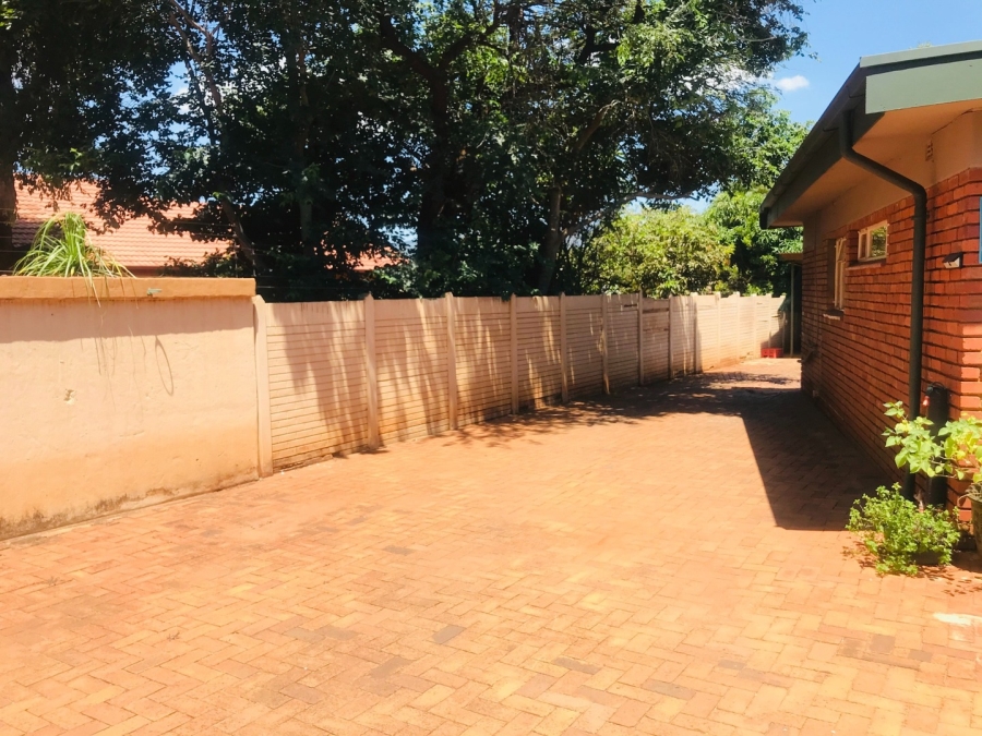 To Let 4 Bedroom Property for Rent in Impala Park Limpopo