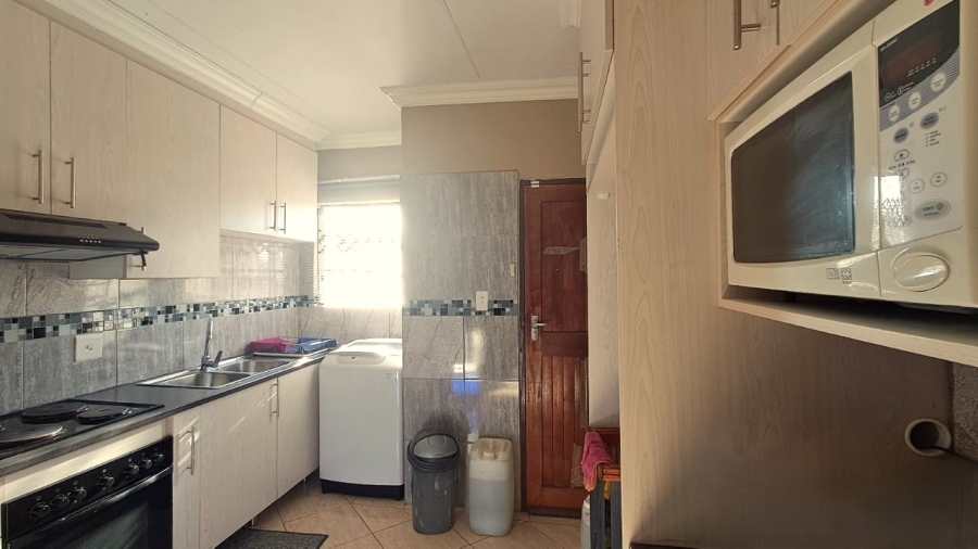 To Let 3 Bedroom Property for Rent in Rethabile Gardens Limpopo