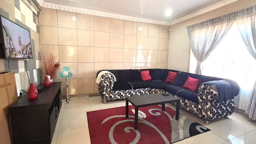 To Let 3 Bedroom Property for Rent in Rethabile Gardens Limpopo