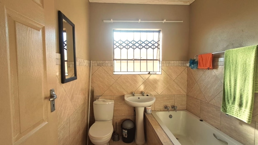 To Let 3 Bedroom Property for Rent in Rethabile Gardens Limpopo