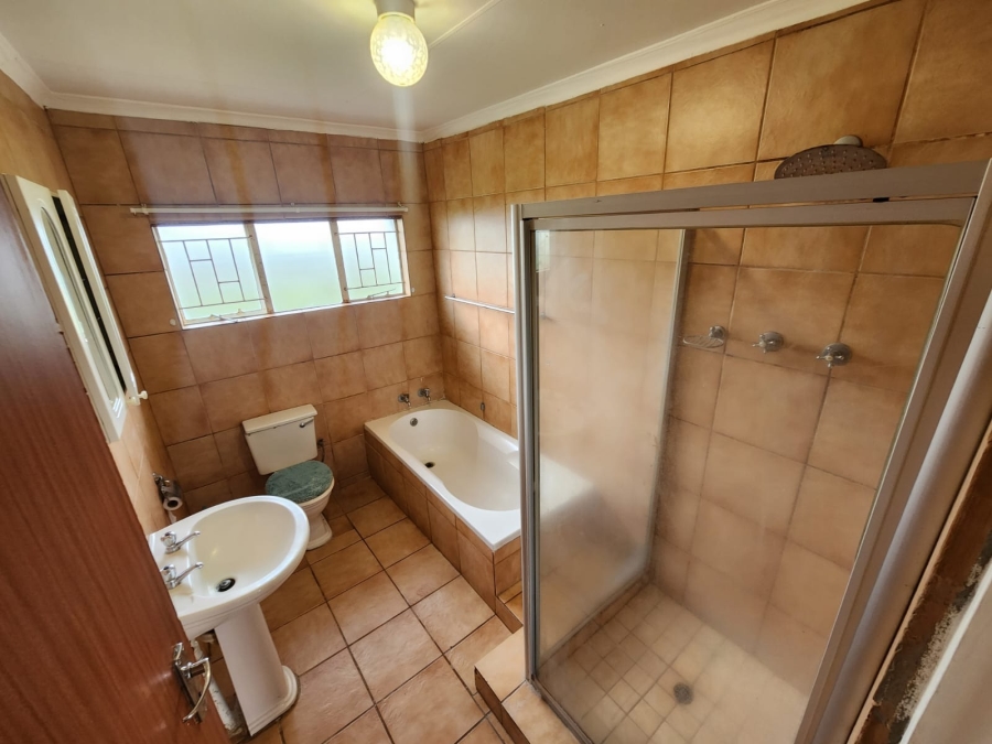 4 Bedroom Property for Sale in Doornbult Limpopo