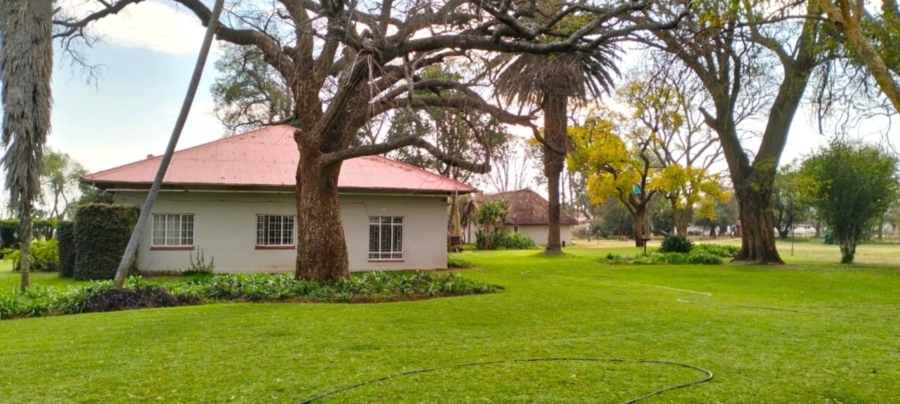 6 Bedroom Property for Sale in Mokopane Rural Limpopo