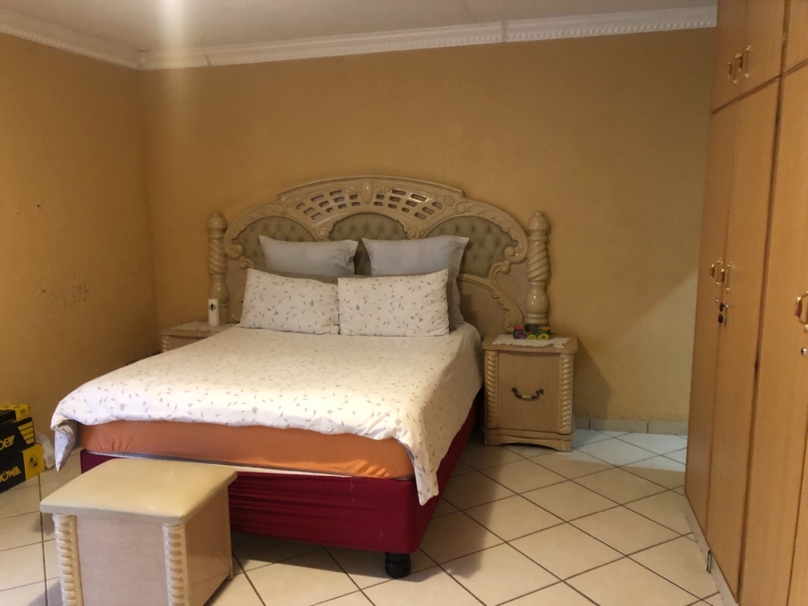 To Let 2 Bedroom Property for Rent in Chroompark Limpopo