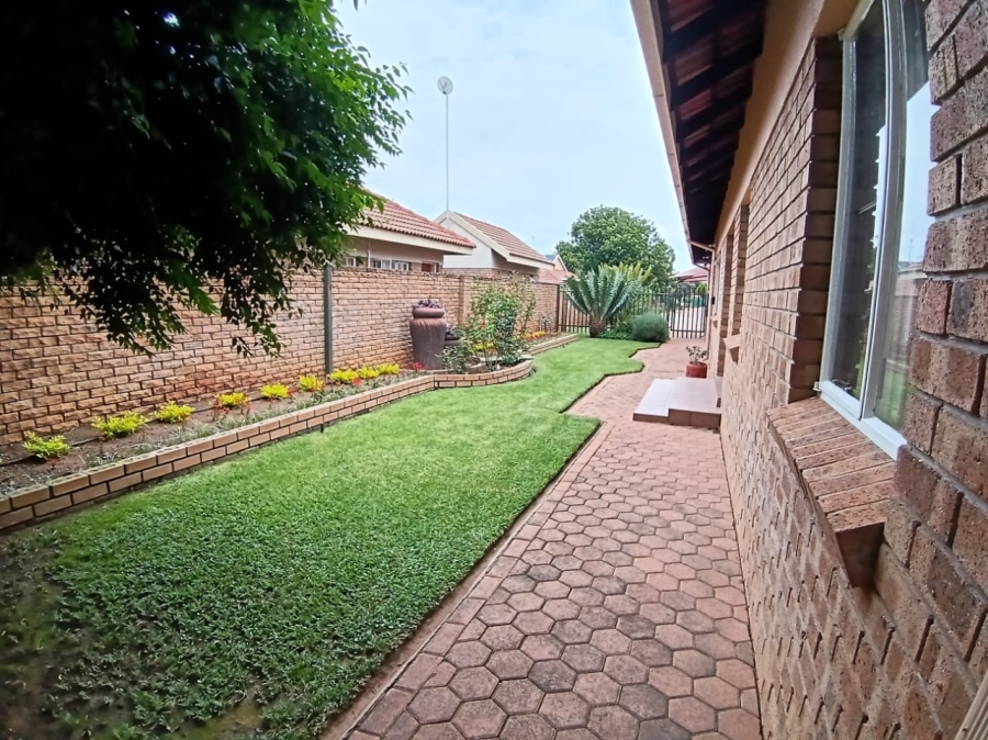 3 Bedroom Property for Sale in Mookgopong Limpopo