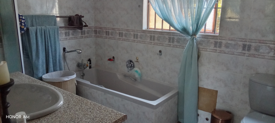 3 Bedroom Property for Sale in Aventura Warmbaths Limpopo