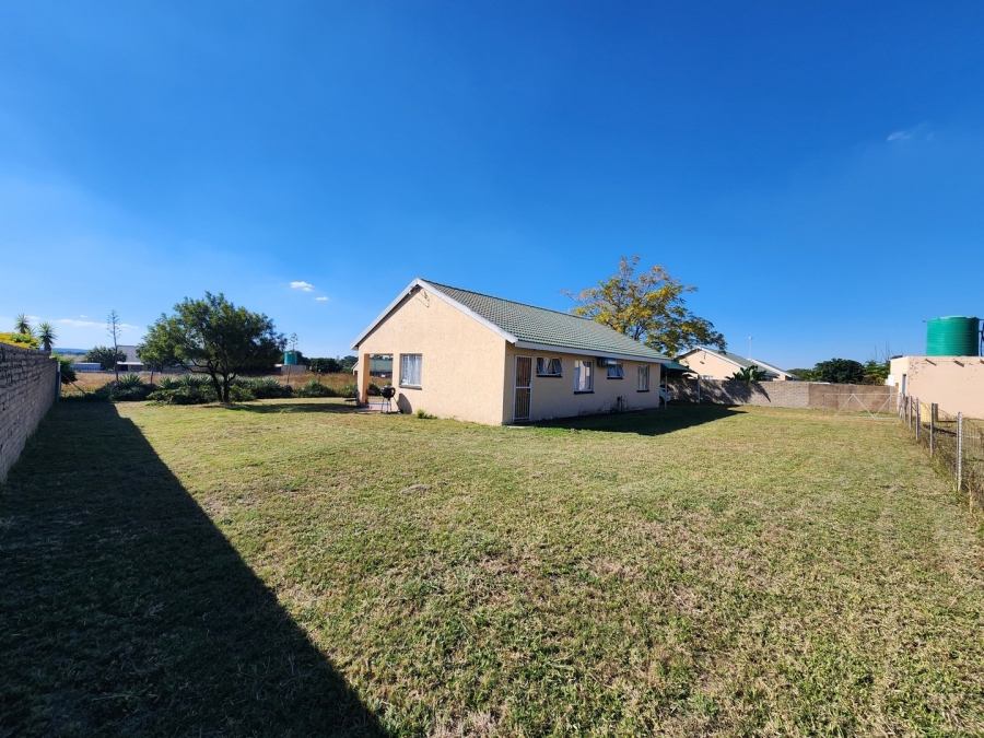 To Let 3 Bedroom Property for Rent in Doornbult Limpopo