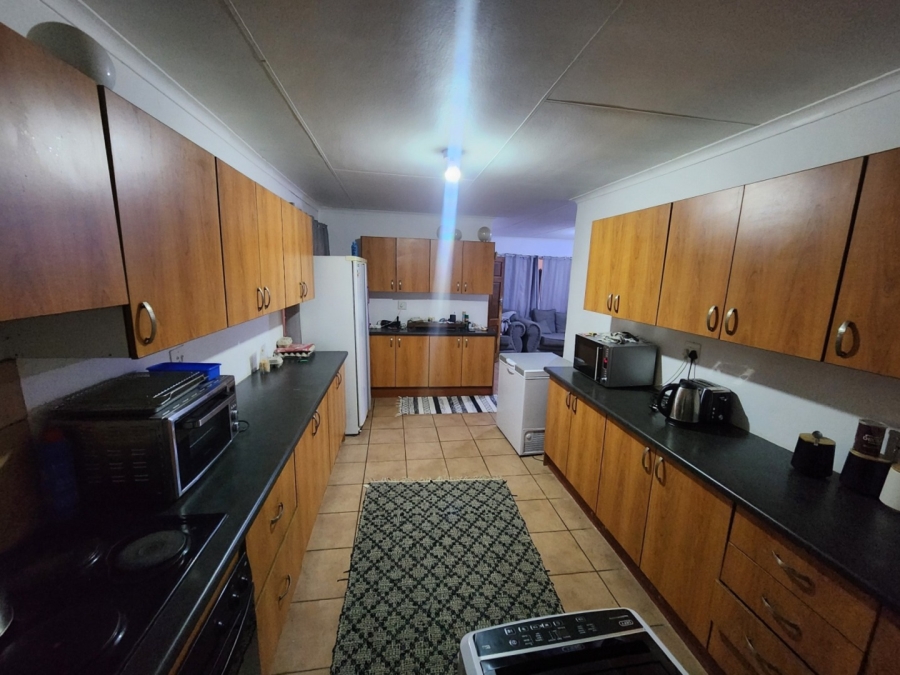 To Let 3 Bedroom Property for Rent in Doornbult Limpopo