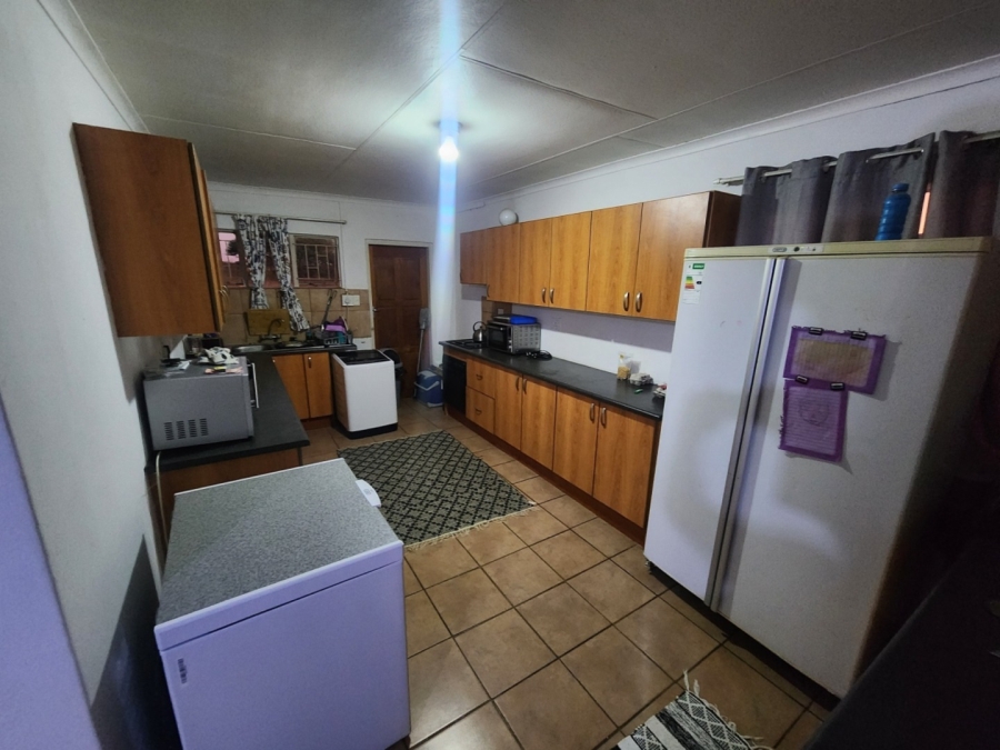 To Let 3 Bedroom Property for Rent in Doornbult Limpopo