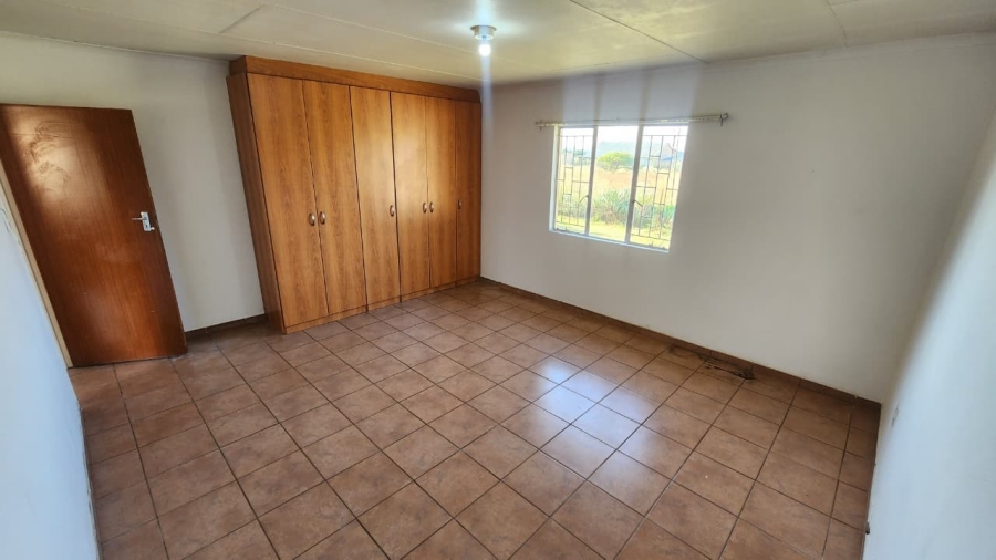 To Let 3 Bedroom Property for Rent in Doornbult Limpopo