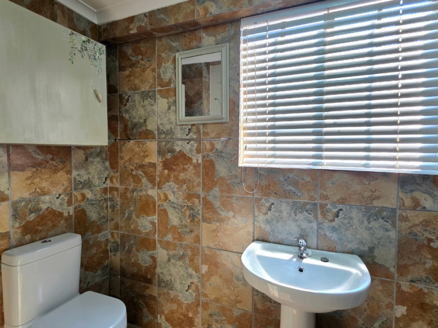 To Let 3 Bedroom Property for Rent in Bendor Limpopo