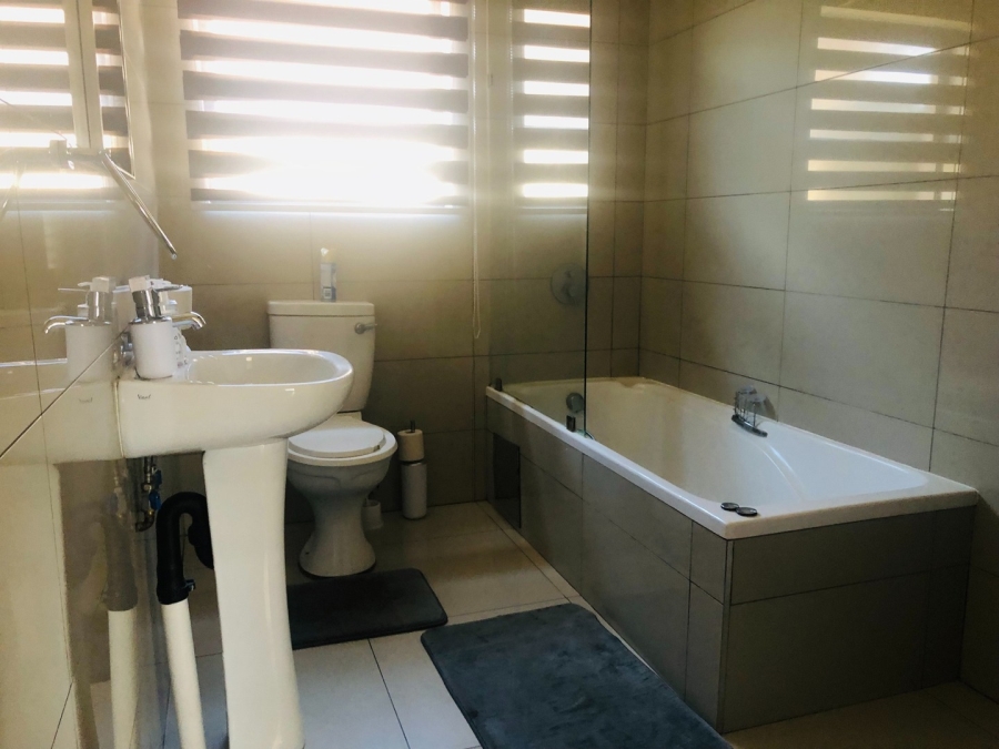 To Let 2 Bedroom Property for Rent in Chroompark Limpopo