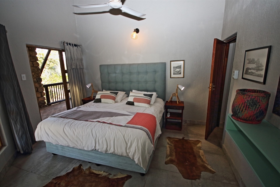 5 Bedroom Property for Sale in Lissataba Private Nature Reserve Limpopo