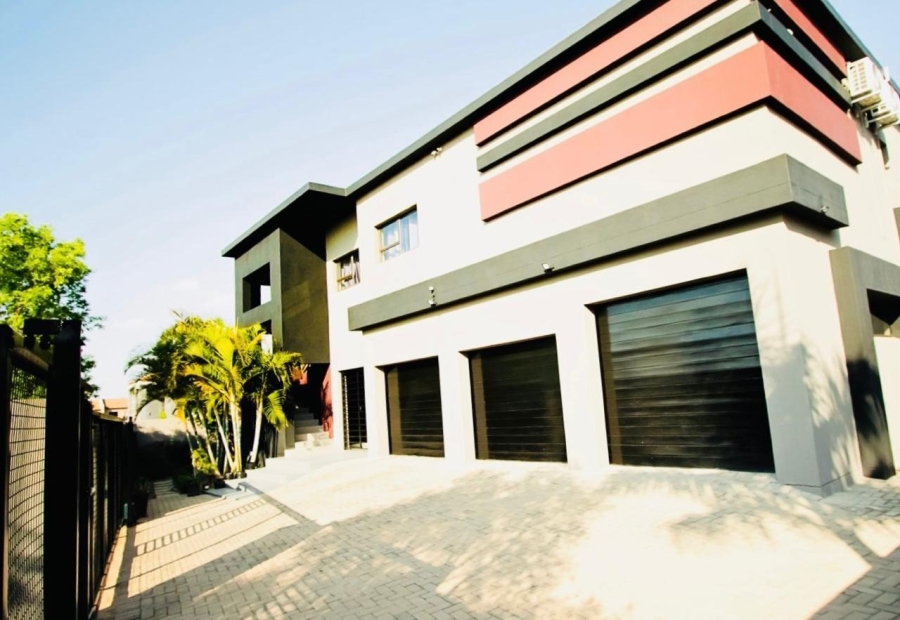 5 Bedroom Property for Sale in Bendor Limpopo