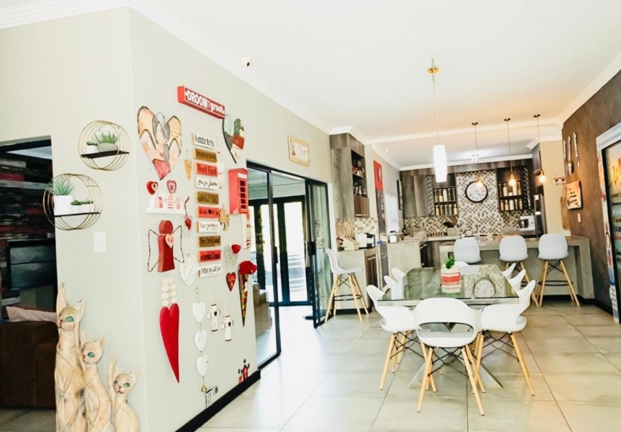 5 Bedroom Property for Sale in Bendor Limpopo