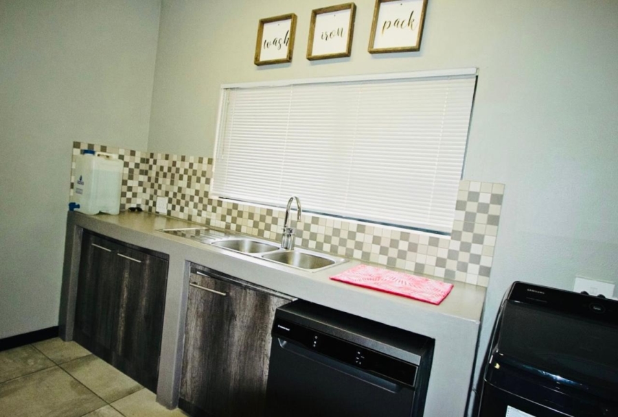 5 Bedroom Property for Sale in Bendor Limpopo