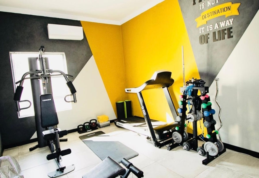 5 Bedroom Property for Sale in Bendor Limpopo