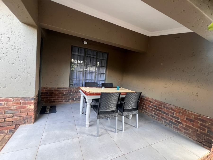 To Let 2 Bedroom Property for Rent in Chroompark Limpopo