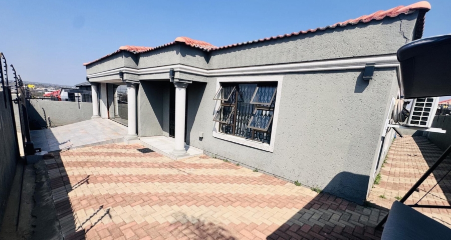 3 Bedroom Property for Sale in Polokwane Ext 79 Limpopo