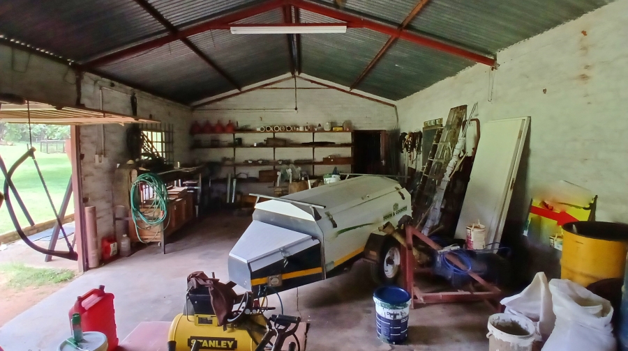 4 Bedroom Property for Sale in Vaalwater Limpopo