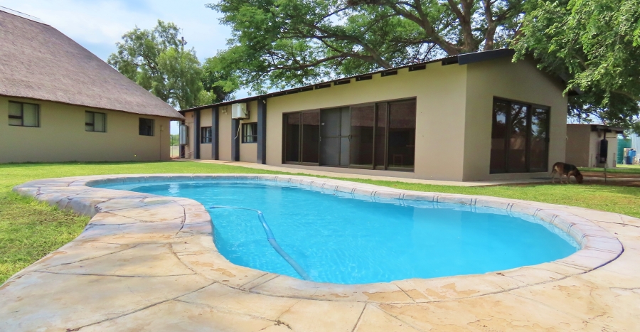 7 Bedroom Property for Sale in Thabazimbi Rural Limpopo