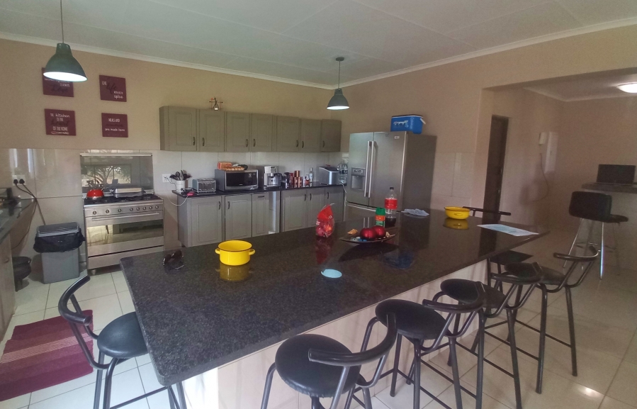 7 Bedroom Property for Sale in Thabazimbi Rural Limpopo