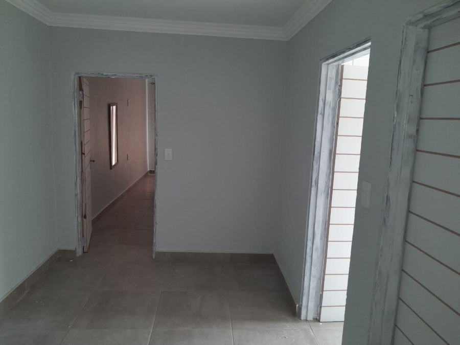 5 Bedroom Property for Sale in Tswinga Limpopo