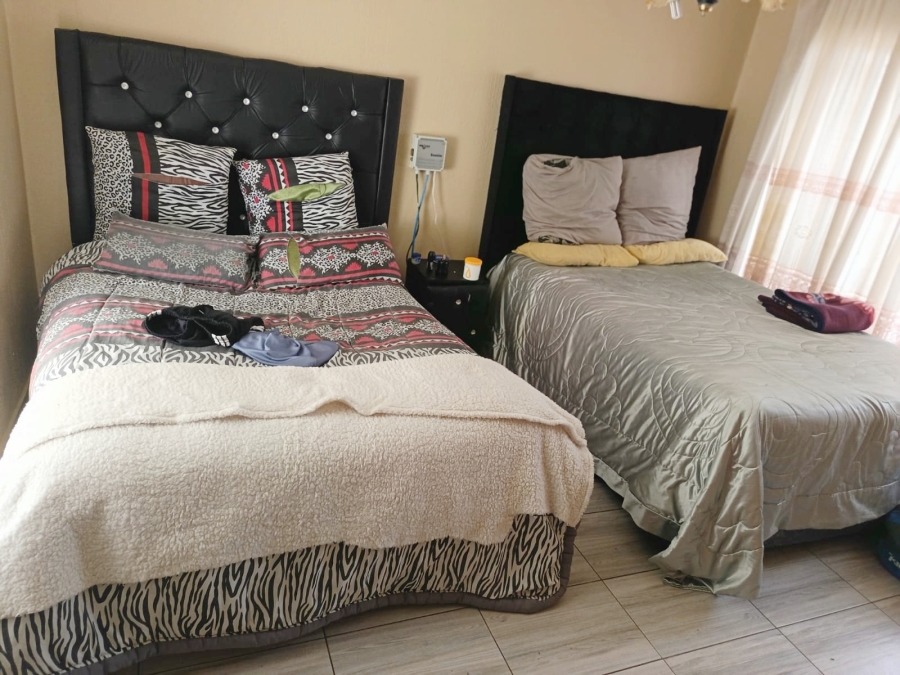 5 Bedroom Property for Sale in Flora Park Limpopo