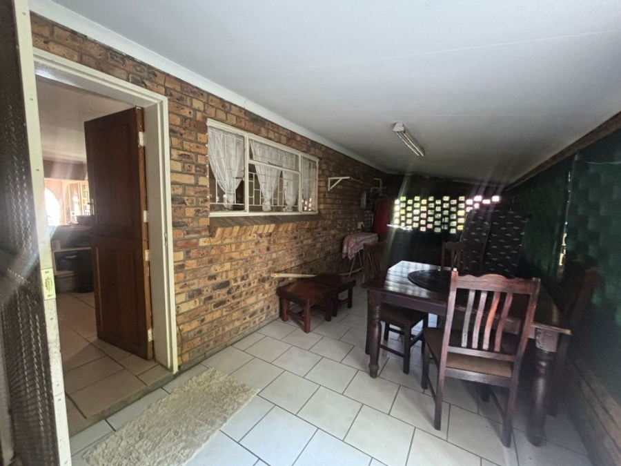 1 Bedroom Property for Sale in Phalaborwa Limpopo