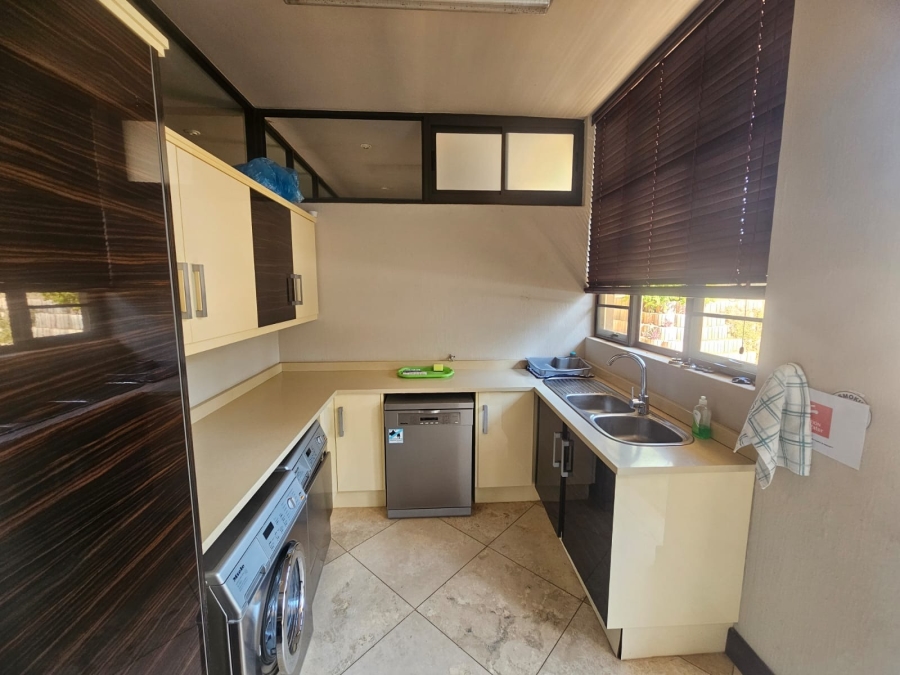 To Let 4 Bedroom Property for Rent in Elephant Rock Eco Estate Limpopo