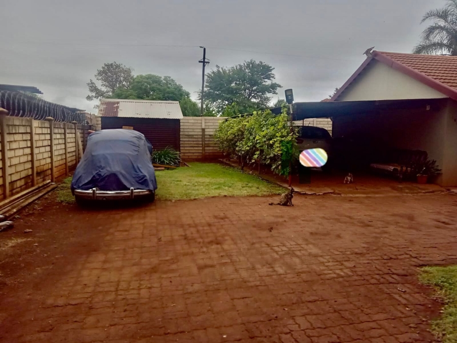 3 Bedroom Property for Sale in Northam Limpopo