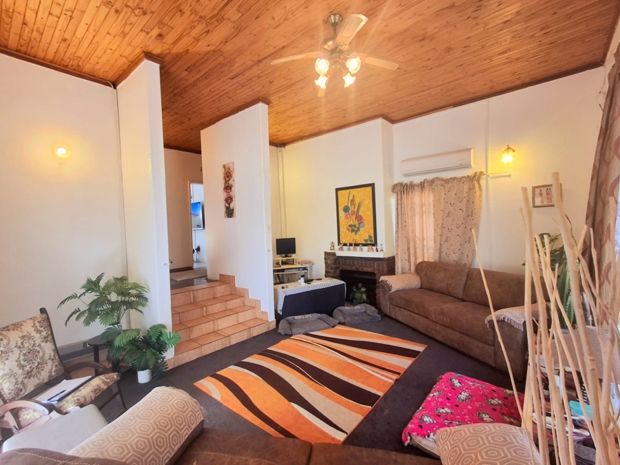 To Let 4 Bedroom Property for Rent in Myngenoegen A H Limpopo