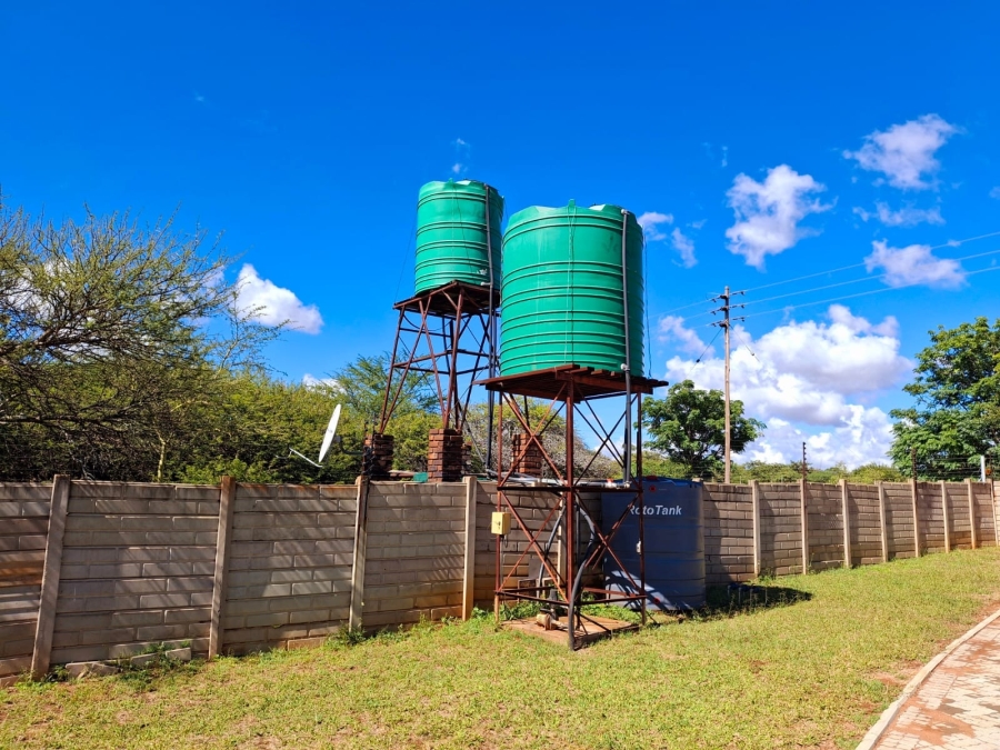 To Let 4 Bedroom Property for Rent in Myngenoegen A H Limpopo