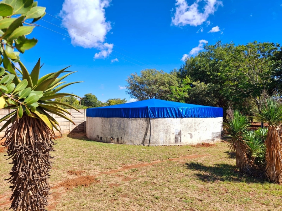 To Let 4 Bedroom Property for Rent in Myngenoegen A H Limpopo