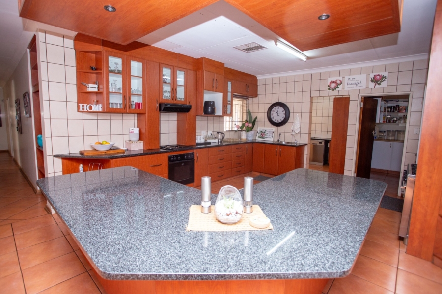 3 Bedroom Property for Sale in Chroompark Limpopo