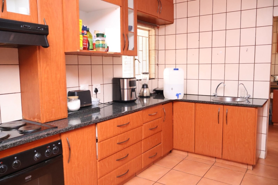 3 Bedroom Property for Sale in Chroompark Limpopo