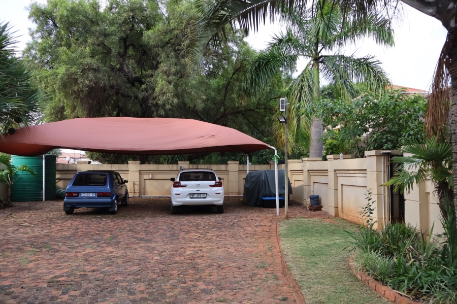 3 Bedroom Property for Sale in Chroompark Limpopo