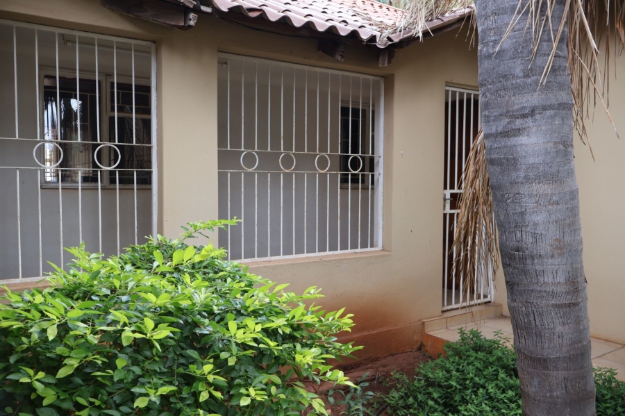 3 Bedroom Property for Sale in Chroompark Limpopo