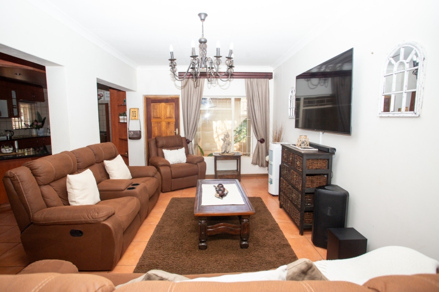 3 Bedroom Property for Sale in Chroompark Limpopo