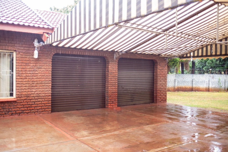 3 Bedroom Property for Sale in Chroompark Limpopo