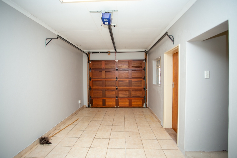 To Let 3 Bedroom Property for Rent in Chroompark Limpopo