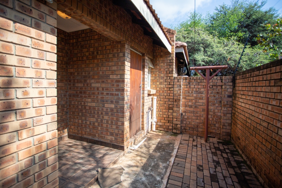 To Let 3 Bedroom Property for Rent in Chroompark Limpopo