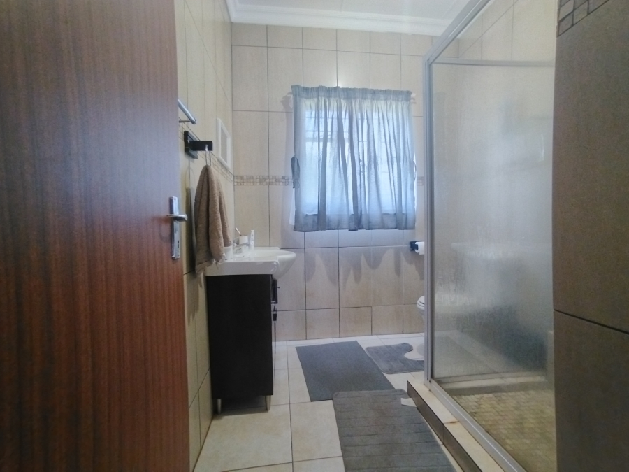 3 Bedroom Property for Sale in Aquapark Limpopo