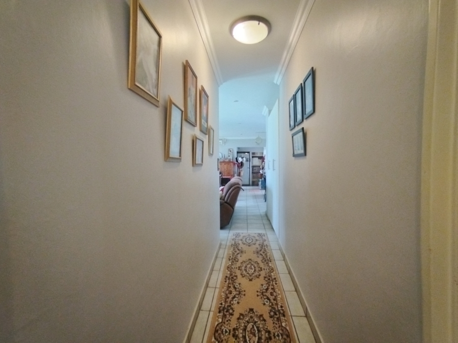 3 Bedroom Property for Sale in Golden Acres Estate Limpopo