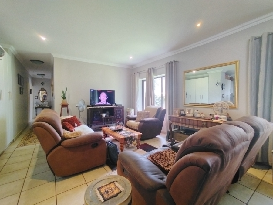 3 Bedroom Property for Sale in Golden Acres Estate Limpopo