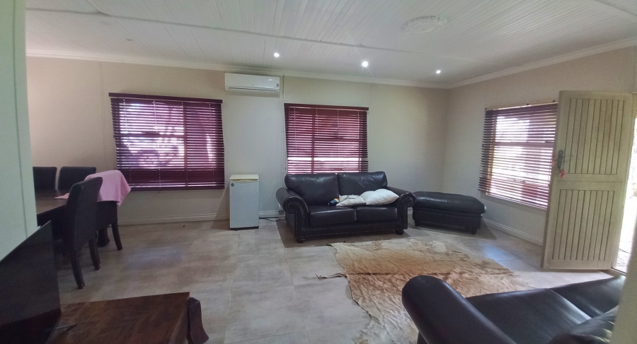 6 Bedroom Property for Sale in Vaalwater Limpopo