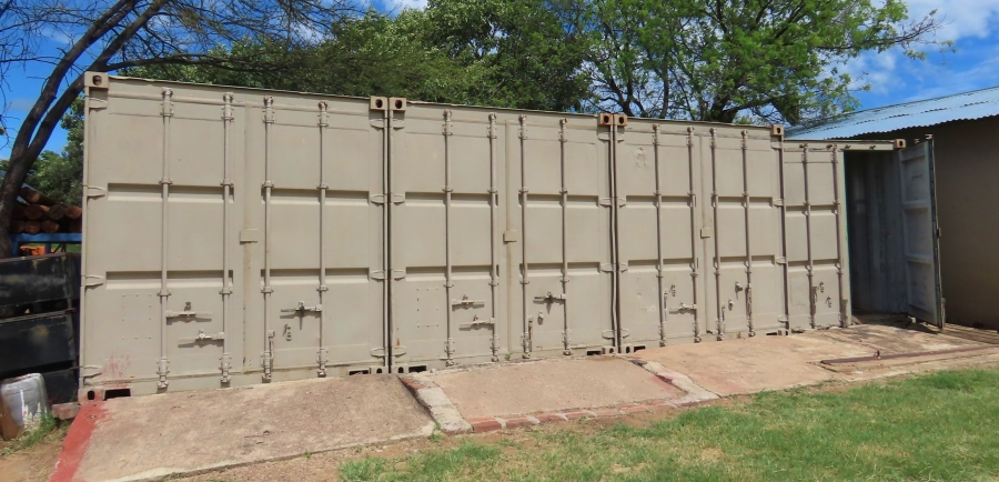 6 Bedroom Property for Sale in Vaalwater Limpopo