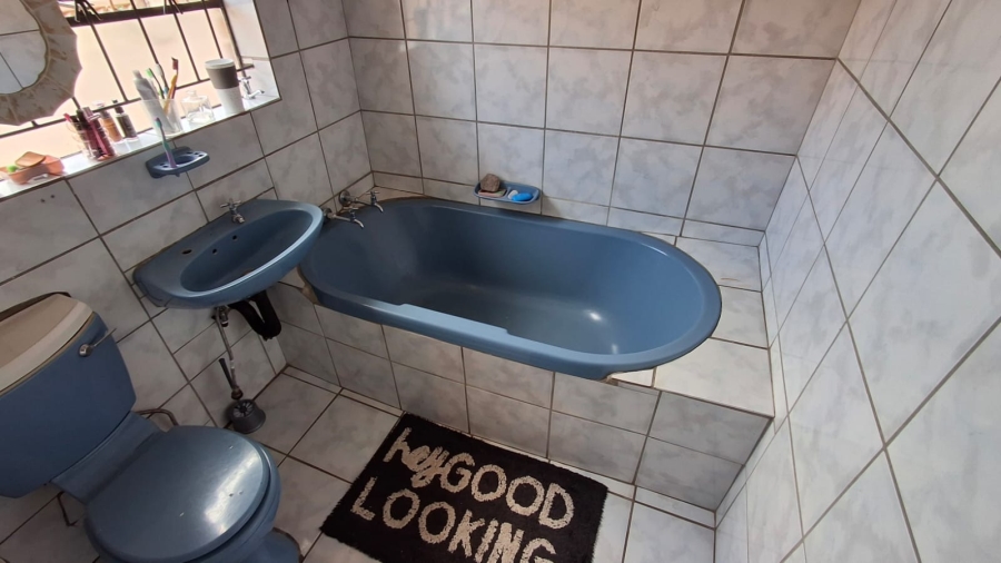 3 Bedroom Property for Sale in Flora Park Limpopo